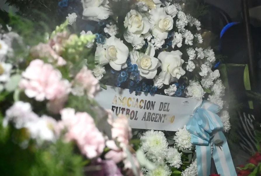 Lionel Messi Despide a su Padre en una Ceremonia Íntima en Rosario