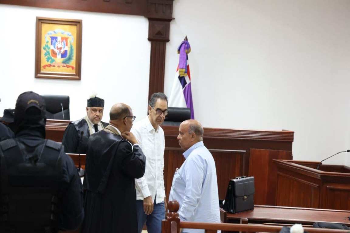 Defensa de Santiago Hazim Apoya Prórroga del Ministerio Público en Caso SeNaSa