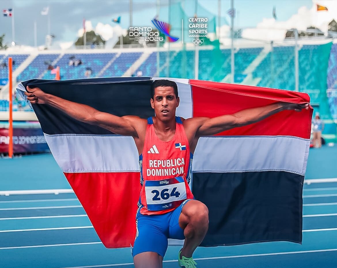 Fredy Agramonte Brilla con Oro en los 800 Metros para República Dominicana