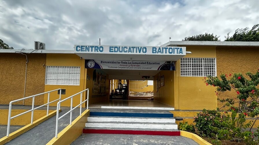 Educadores de Barahona Exigen Seguridad y Mejoras en Infraestructura Escolar