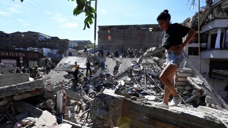 Colombia Enfrenta Devastador Terremoto: Más de 240 Víctimas Mortales