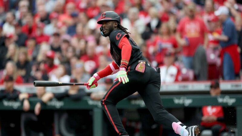 Elly de la Cruz Brilla en la Victoria de los Rojos sobre los Cachorros