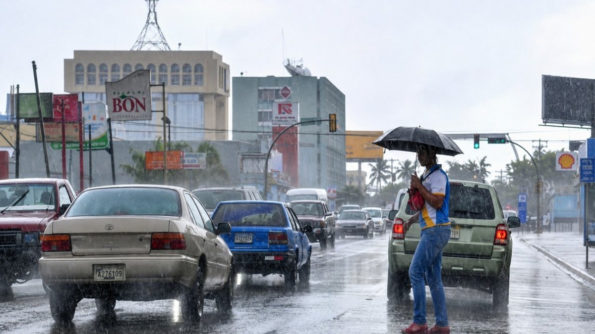 Onda Tropical Traerá Lluvias y Tronadas en Varias Provincias