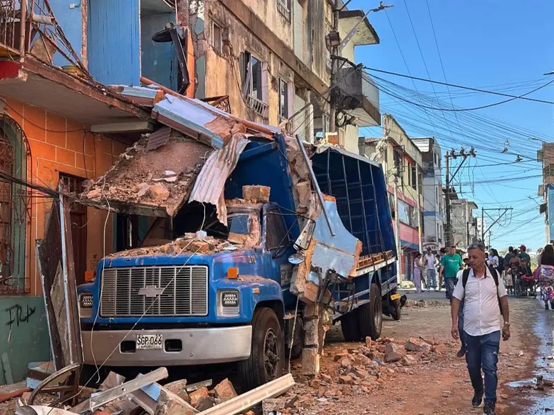 Aumenta a 169 el número de víctimas mortales tras devastador terremoto en Colombia