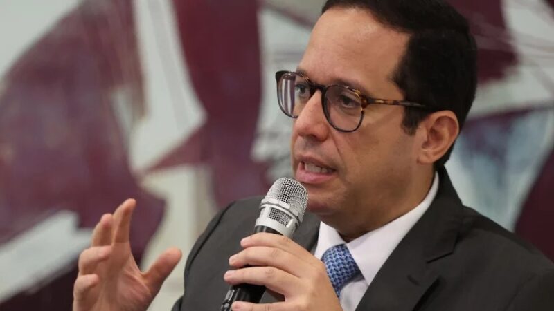 Reestructuración en la Administración Pública: Un Nuevo Enfoque para Conocer a sus Empleados