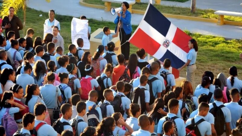 Inicio del Año Escolar 2026-2027: Entre Desafíos y Expectativas