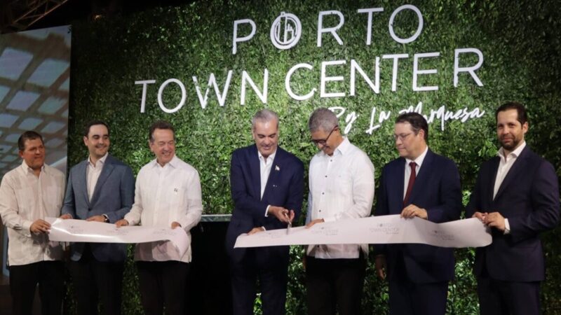 Inauguración de Porto Town Center: Un Nuevo Hito Comercial en Arroyo Hondo