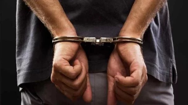 Se entrega ‘El Che’, implicado en la muerte de mayor de la FARD