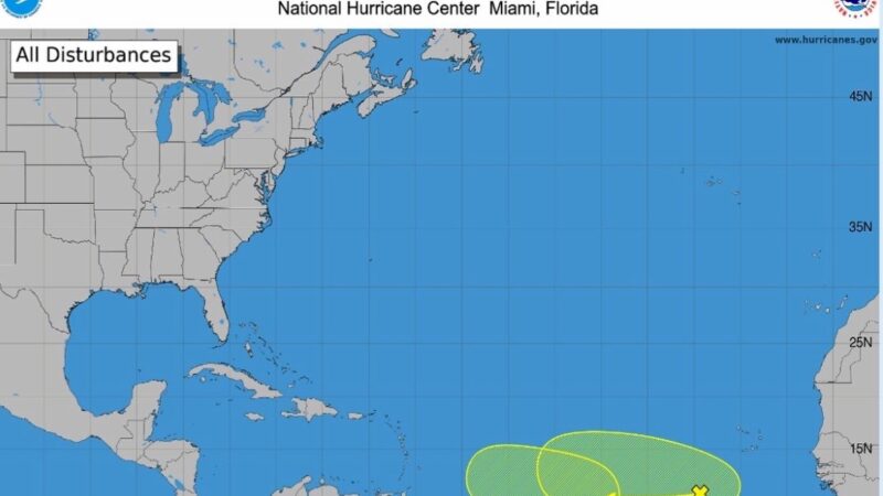Indomet Vigila Dos Ondas Tropicales en el Atlántico Durante el Pico Ciclónico