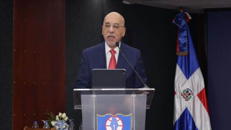 Aníbal de Castro: Fortalecer el Periodismo en la Era de la Inteligencia Artificial