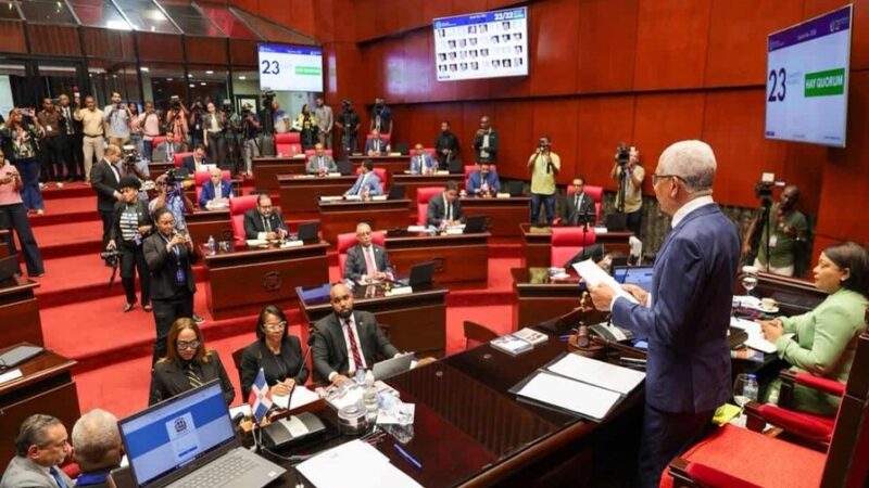 Congreso Nacional Retoma Reforma de la Policía Nacional con Nuevas Propuestas