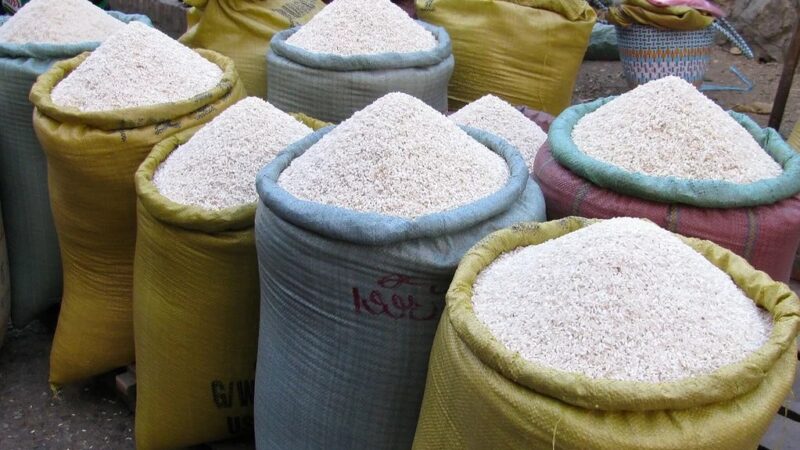 Tensiones Comerciales: EE. UU. Impone Aranceles a Productos Dominicanos