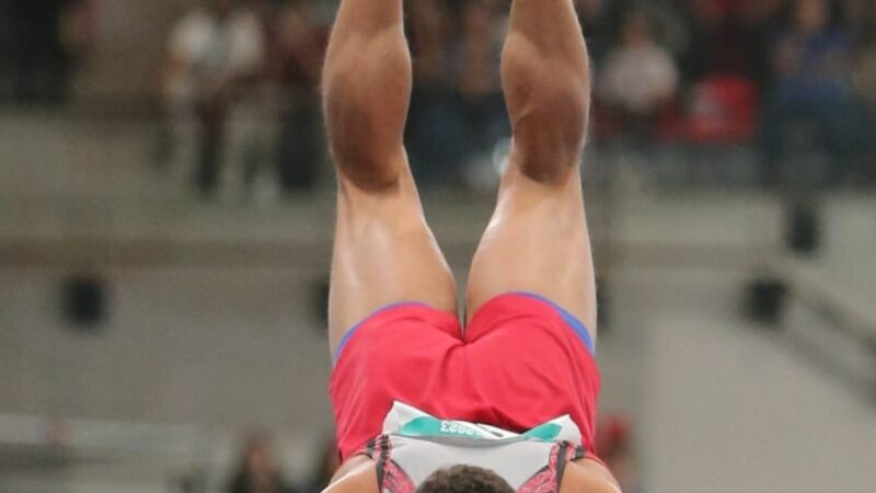 Lesión en el Tobillo Deja Fuera de Competencia al Gimnasta Audrys Nin Reyes