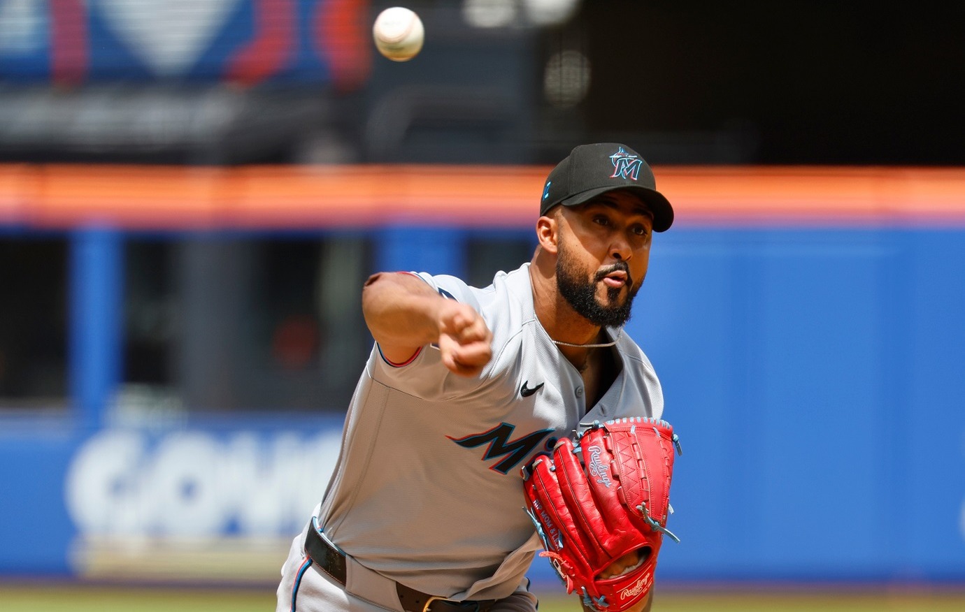 Sandy Alcántara Brilla como Jugador de la Semana en la Liga Nacional