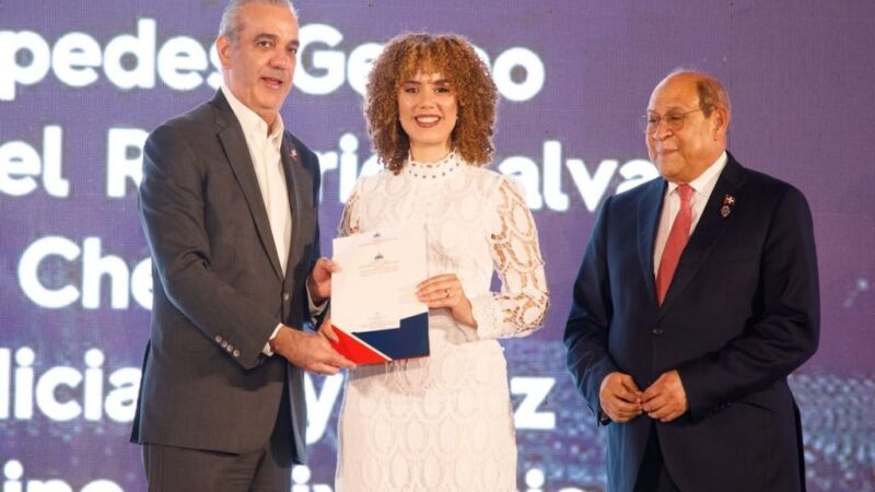 Luis Abinader Asume Presidencia del PRM para el Período 2026-2030