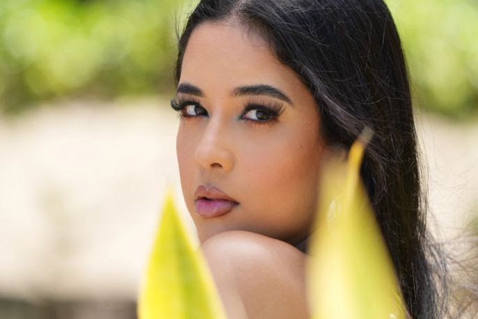 Penélope Santacruz, Sobrina de Manny Cruz, Lanza su Primer Sencillo y Videoclip