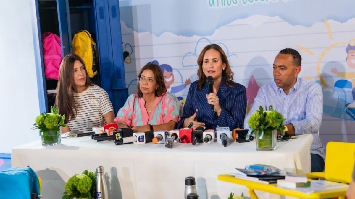 Operativo de Seguridad Refuerza la Tercera Edición de ‘Plásticos por Útiles Escolares’ en Santo Domingo