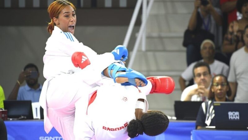 Thalia Terrero Brilla con Oro para República Dominicana en Karate