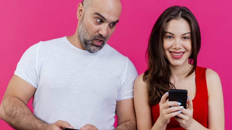 La Ubicación Compartida: ¿Confianza o Control en la Pareja?