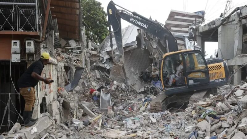 Colombia Aumenta a 321 el Número de Víctimas Mortales por Devastador Terremoto