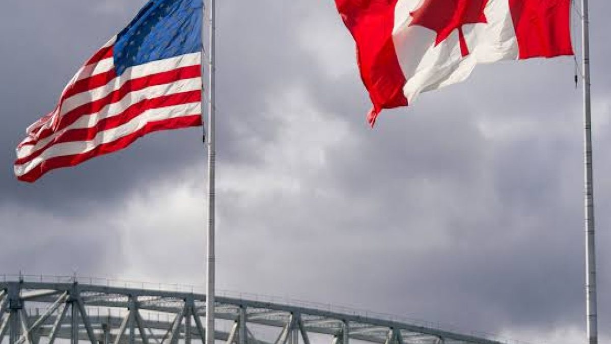 EE. UU. y Canadá Intensifican Guerra Comercial con Aranceles del 50%
