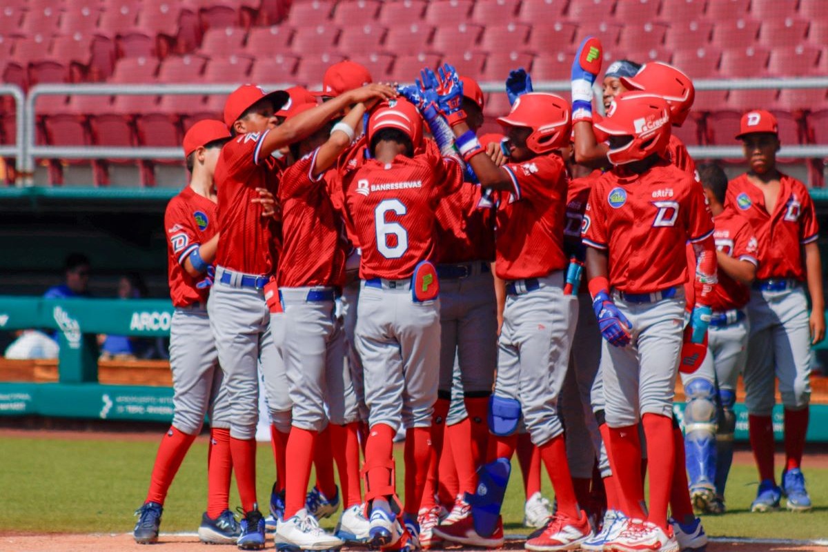 Dominicana Brilla Invicta en la Serie del Caribe Kids