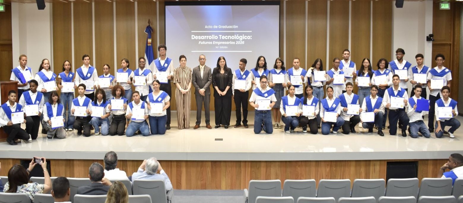 Jóvenes del Norte se Preparan para el Futuro con Innovación Tecnológica