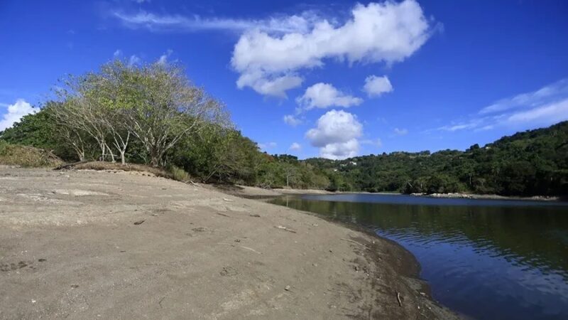Puerto Rico Enfrenta Racionamiento de Agua por Sequía Histórica