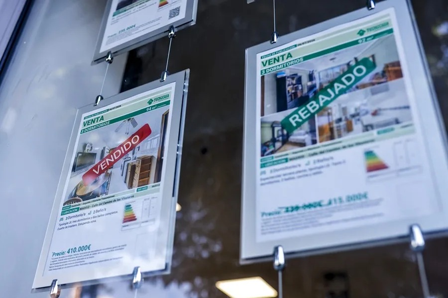 Repunte en la Compraventa de Viviendas en España: Un Respiro Tras Meses de Caída