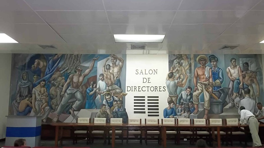 Mural de José Vela Zanetti en Peligro de Deterioro en Santo Domingo