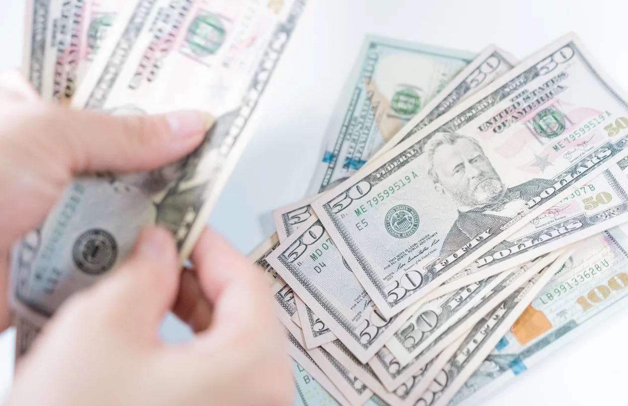 Peso Dominicano se Fortalece un 8.1%: Banco Central Explica las Causas