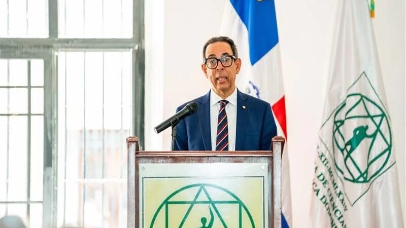 Renuncia de Herrera Carbuccia Genera Cuarta Vacante en la Suprema Corte de Justicia