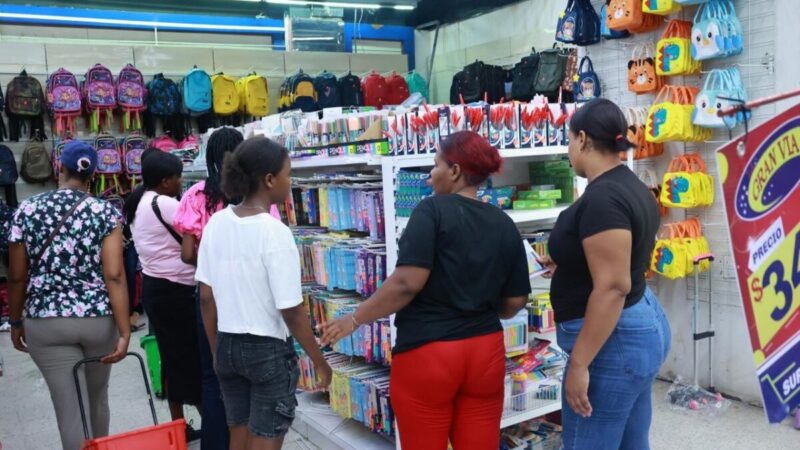 El Alto Costo de las Meriendas Escolares Preocupa a los Padres Dominicanos
