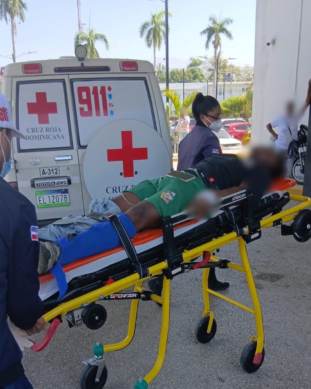 Accidente de Camiones de Migración en San Juan Deja Cinco Heridos