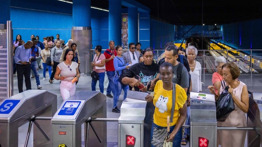 El Metro de Los Alcarrizos Inicia Cobro de Tarifa Regular Este Lunes