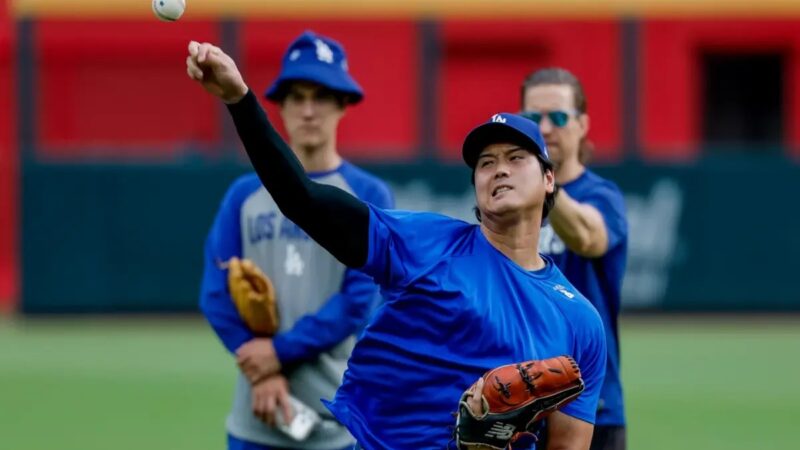 Shohei Ohtani se ausenta del montículo por molestias físicas