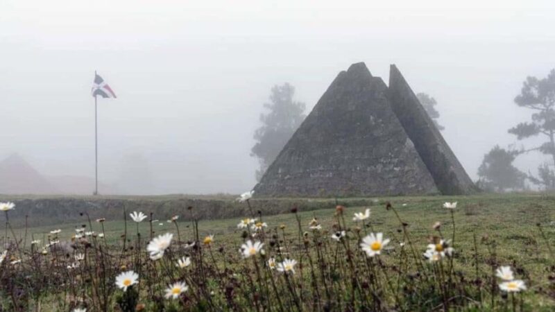 Medio Ambiente Cierra Temporalmente el Parque Valle Nuevo por Incendio