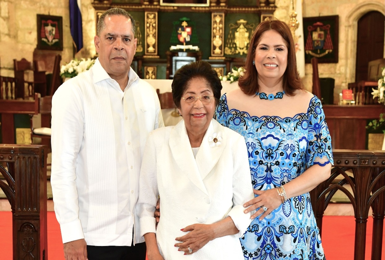 Patria Rivas Celebra 60 Años de Impacto en la Salud Dominicana