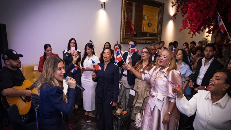 Nathalie Hazim Enaltece la Identidad Dominicana en Nueva York