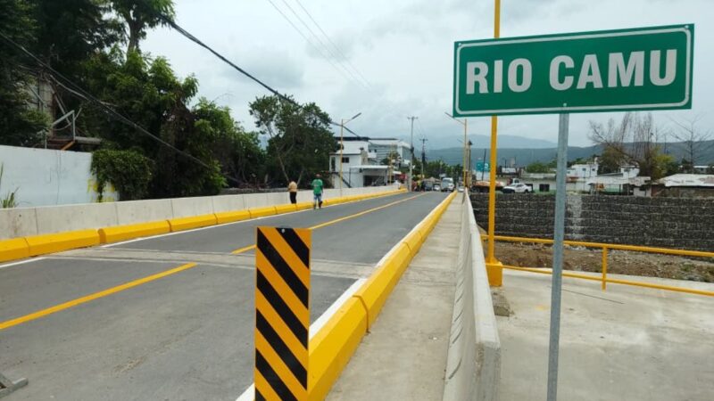 Inauguran Puente Antonio Guzmán sobre el Río Camú