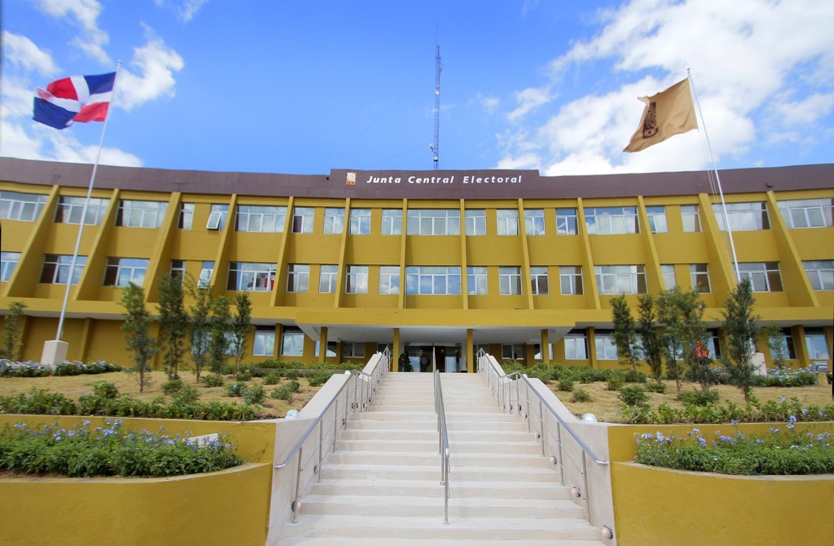 JCE Suspende Temporalmente Restricción de Publicación de Encuestas Electorales