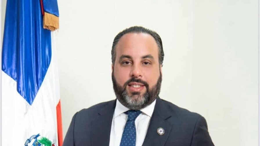 Julio Peña Guzmán Lidera la Junta de Aviación Civil