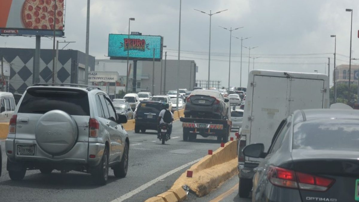 Caos Vial en Santo Domingo: Un Desafío Persistente