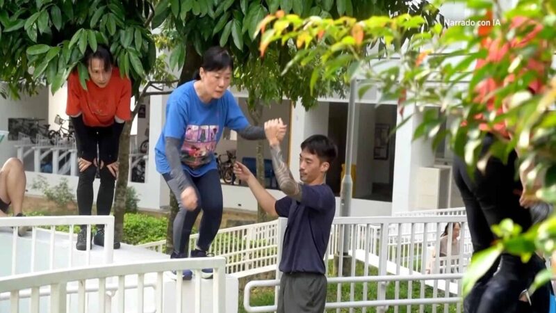 Adultos Mayores en Singapur Redefinen el Envejecimiento con Clases de Parkour