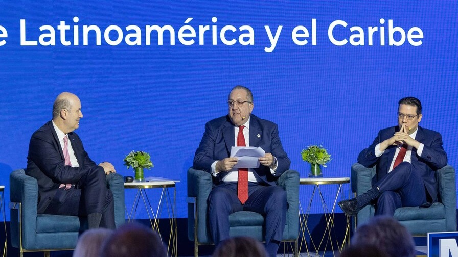Magín Díaz Aboga por Reformas para Potenciar la Inversión Pública en República Dominicana