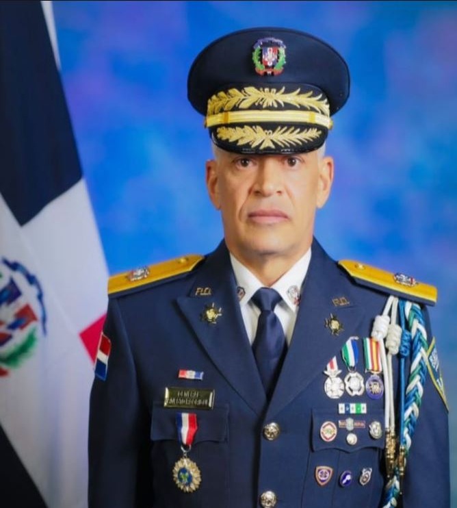Ernesto Rodríguez García Asume Dirección de la Policía Nacional