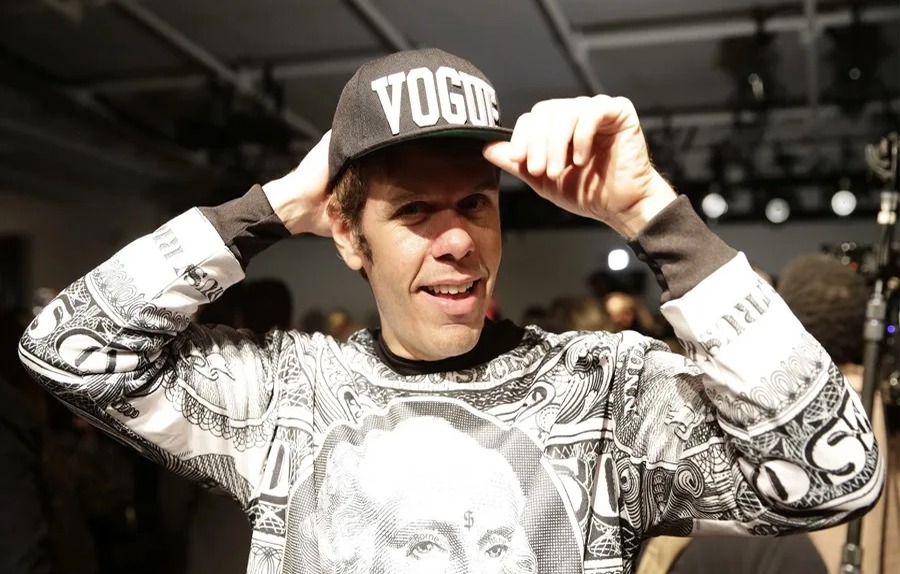Perez Hilton Hospitalizado tras Alarma por Transmisión en Vivo