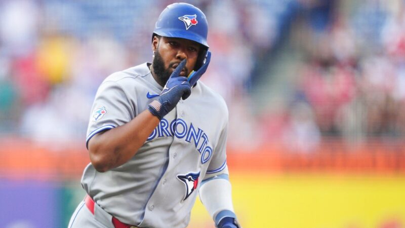 Primer Ministro de Canadá Apoya a Vladimir Guerrero Jr. en Temporada Difícil