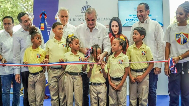 Abinader e INEFI Inauguran Moderno Polideportivo en Santo Cura de Ars
