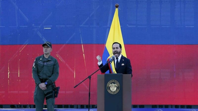 Colombia Presenta el ‘Libro de la Verdad’ con Denuncias de Corrupción